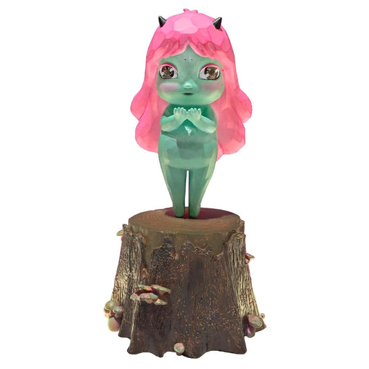 【お問い合わせ作品】OKOKUME／Bringing Hope Cosmic Girl Sculpture 30cm